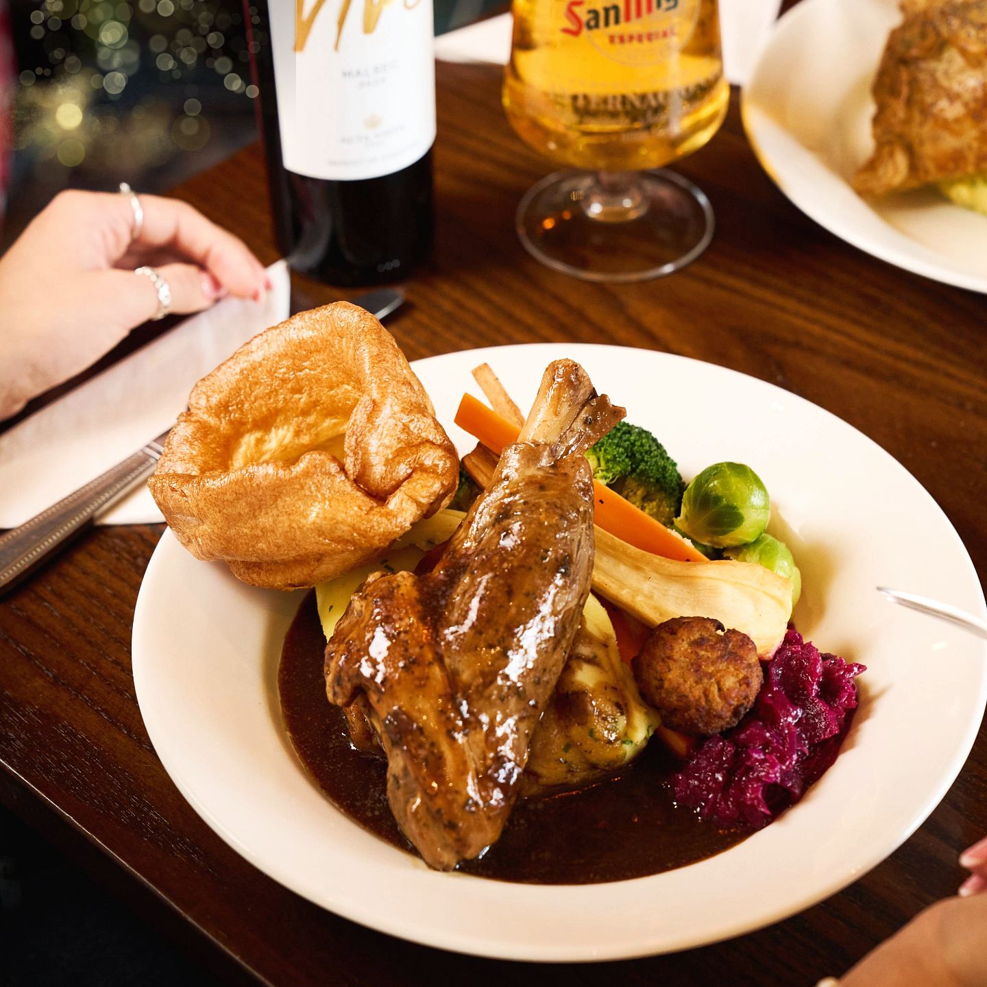 Christmas Day 2025 Lunch, Dinner & Dining at The Swans in Verwood
